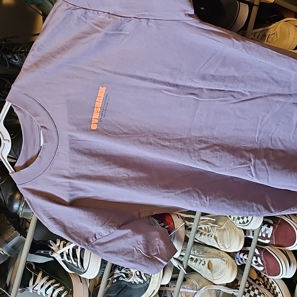Men's gymshark tshirt